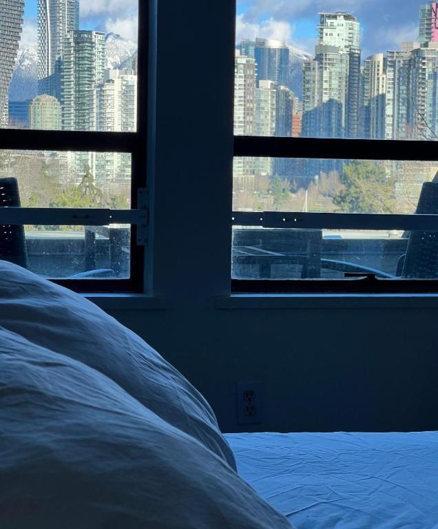 Charming Suite With Amazing Views Vancouver Extérieur photo