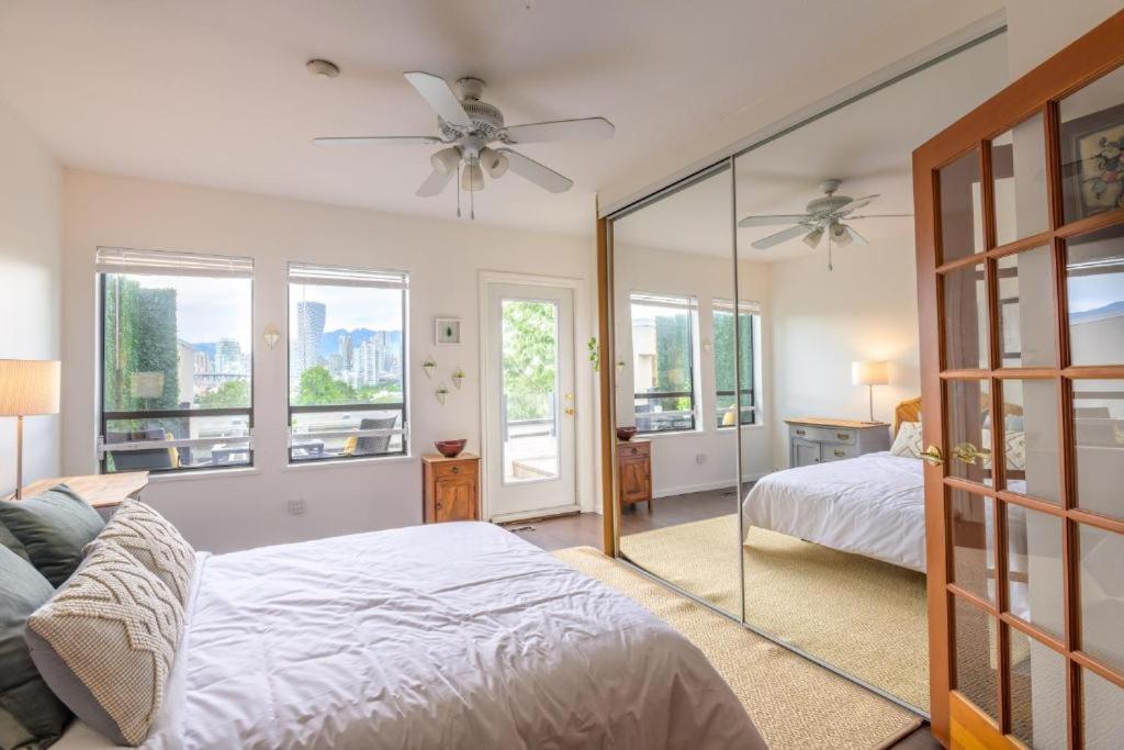 Charming Suite With Amazing Views Vancouver Extérieur photo